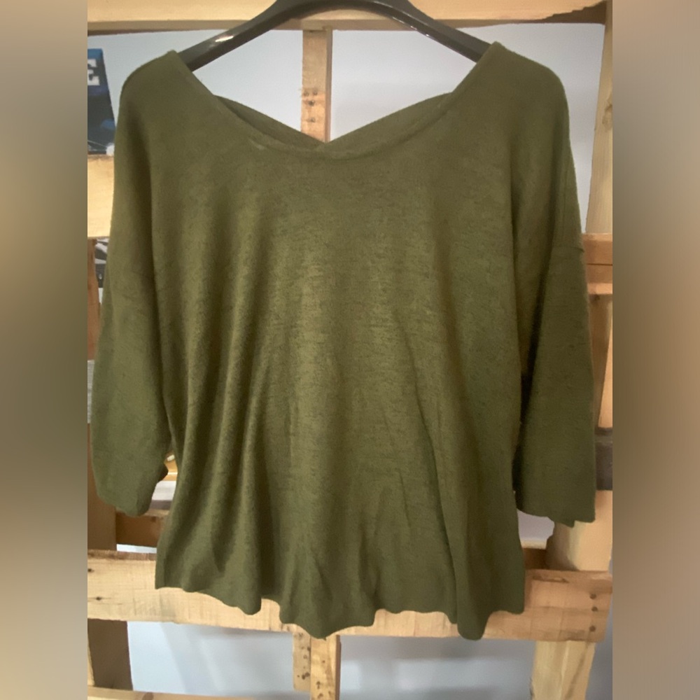 Meri Skye Women’s Green Knit Cross Back Blouse
1X